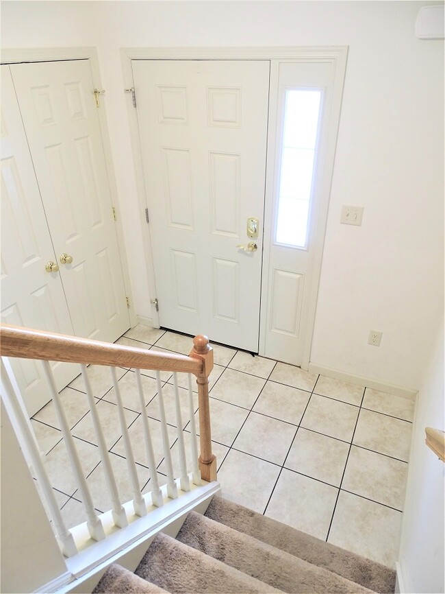 712 Lincoln Gardens Rd in Ephrata, PA - Foto de edificio - Building Photo