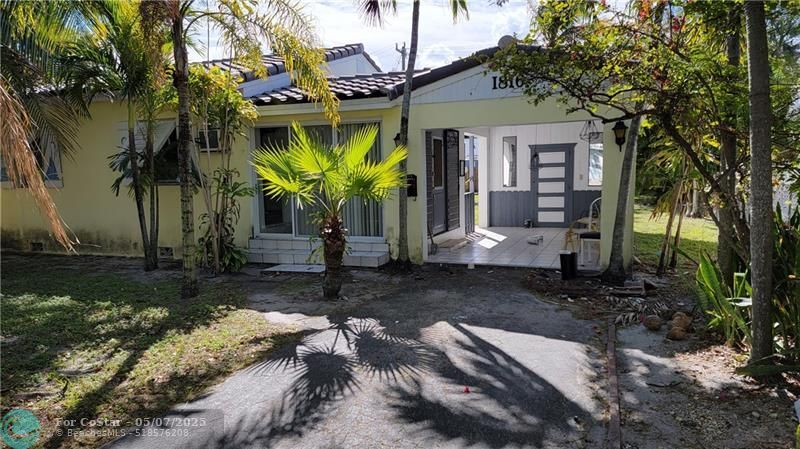 1816 Roosevelt St in Hollywood, FL - Building Photo