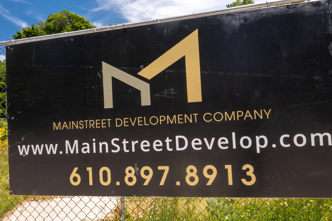 7611 Germantown Ave in Philadelphia, PA - Building Photo
