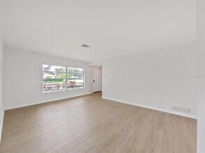 1701 Laurie Ln in Belleair, FL - Building Photo - Building Photo