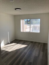 1809 Berendo N St, Unit 206 in Los Angeles, CA - Building Photo - Building Photo