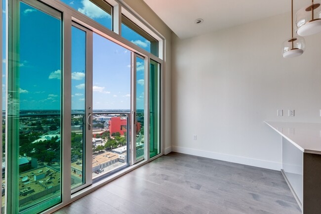 property at 123 Lexington Ave