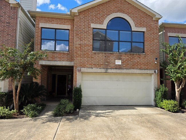 3574 Link Valley Dr. in Houston, TX - Building Photo - Building Photo