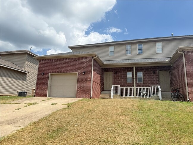 property at 603 SW Loudon Dr