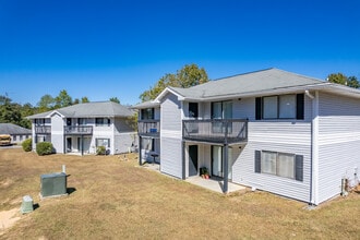 Chambers Cove in Macon, GA - Foto de edificio - Building Photo