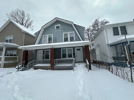 1085 E 16th Ave in Columbus, OH - Building Photo