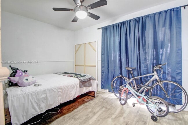 6604 SW 113th Ave in Miami, FL - Building Photo - Building Photo