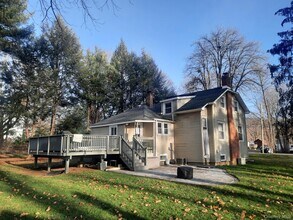 23 Valley Ave in Woodbury, NY - Building Photo - Building Photo