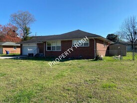 4726 Fairwood Ln in Chattanooga, TN - Building Photo