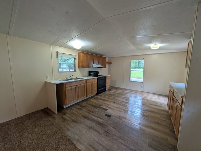 85 Ransdell Ln
