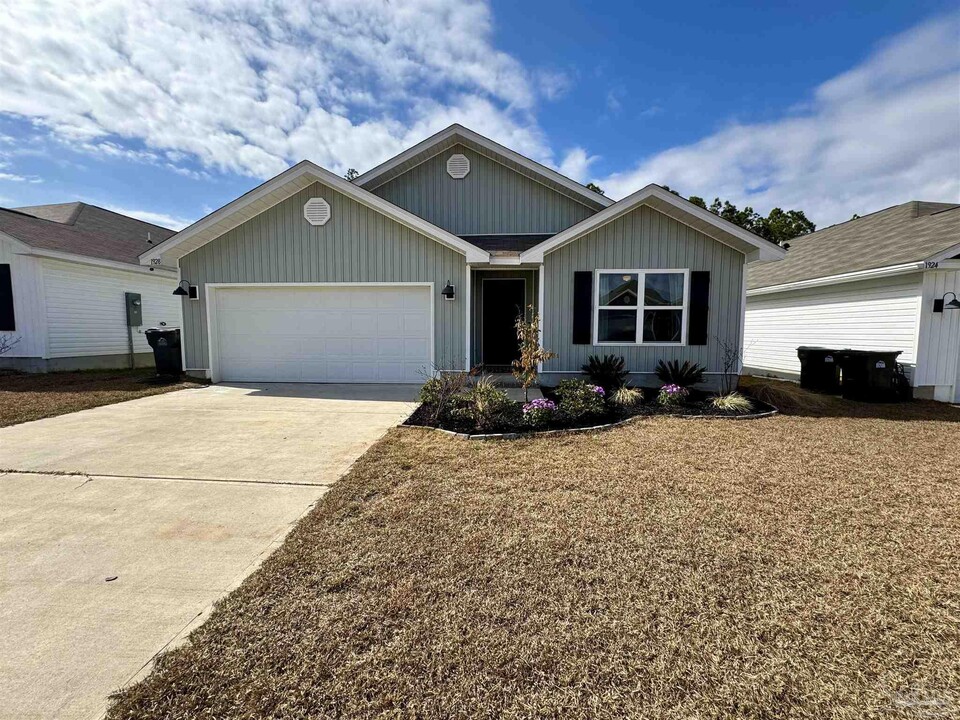 1928 High Ridge Ct in Cantonment, FL - Building Photo