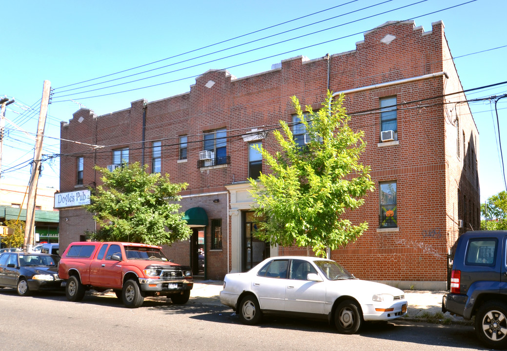 1744 Paulding Ave in Bronx, NY - Foto de edificio