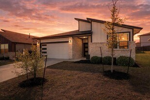 7314 Sagira Path in Austin, TX - Building Photo