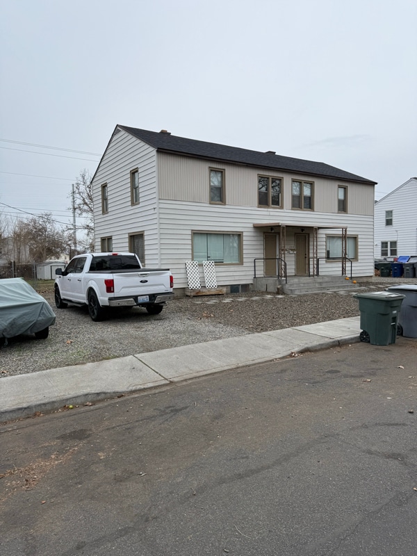 property at 1314 Perkins Ave