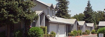 1320 Lakewood Ave in Modesto, CA - Building Photo - Building Photo