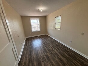 5501 Menard Ave in Galveston, TX - Building Photo - Building Photo