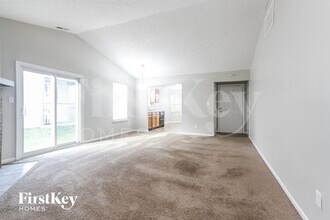 6412 Perry Pines Ct in Indianapolis, IN - Building Photo - Building Photo