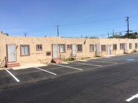 720 W Main St in Barstow, CA - Foto de edificio - Building Photo