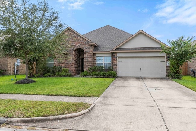 property at 1608 Groce Ln