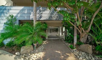 330 S Barrington Ave, Unit 309 in Los Angeles, CA - Building Photo