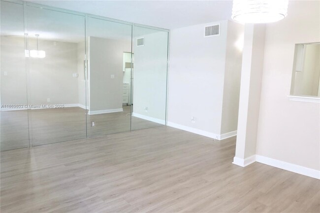 property at 1010 SE 15th St