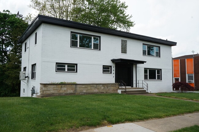2003 Fulton Rd NW, Unit 3