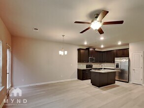 5097 Lower Elm St in Atlanta, GA - Building Photo - Building Photo