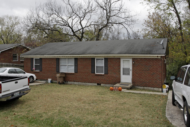 6518 Premier Dr in Nashville, TN - Building Photo - Building Photo