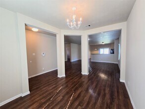 11126 Kingsnorth Dr in Tomball, TX - Building Photo - Building Photo