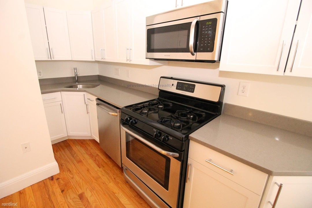 12 Brainerd Rd-Unit -#GNC1 in Boston, MA - Building Photo