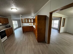 26145 195th St in Bettendorf, IA - Building Photo - Building Photo