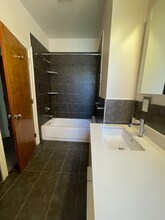 4049 Spruce St in Philadelphia, PA - Building Photo - Building Photo
