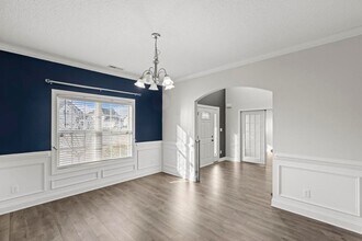 613 Cray Cove in Jacksonville, NC - Building Photo - Building Photo