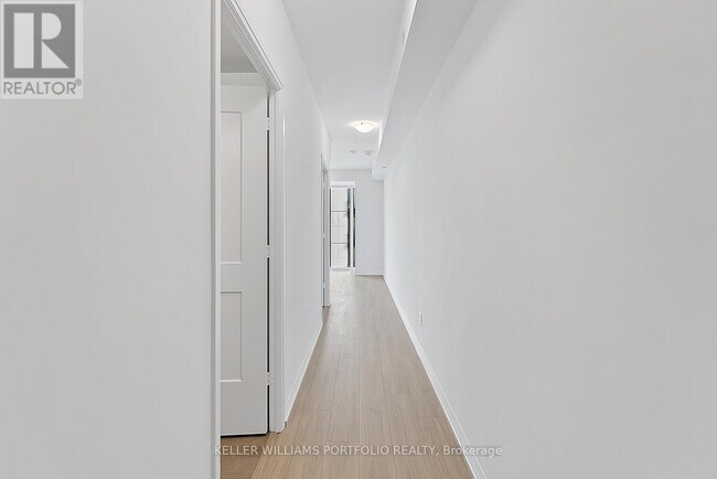 28 Widmer St in Toronto, ON - Building Photo - Building Photo