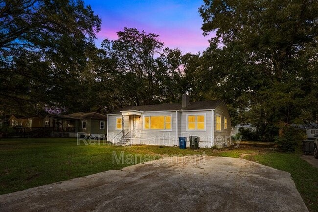 829 Meadowbrook Dr in Birmingham, AL - Building Photo - Building Photo