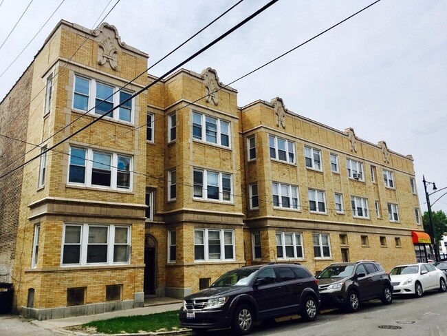 property at 3133 W Lawrence Ave