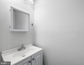 644 Shore Forest Dr in Glen Burnie, MD - Building Photo - Building Photo