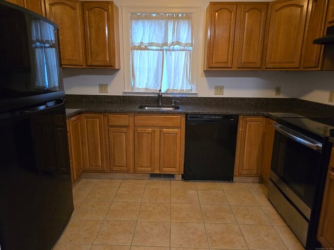 property at 37 Alden St