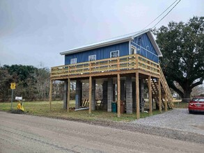 10049 Batia Ave in D'Iberville, MS - Building Photo - Building Photo