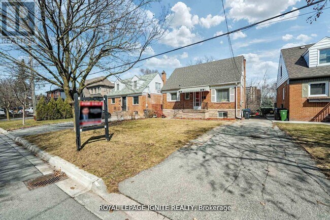 53 Riverview Heights in Toronto, ON - Building Photo - Building Photo
