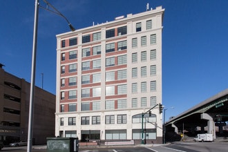 Edge Union Station in Worcester, MA - Foto de edificio - Building Photo