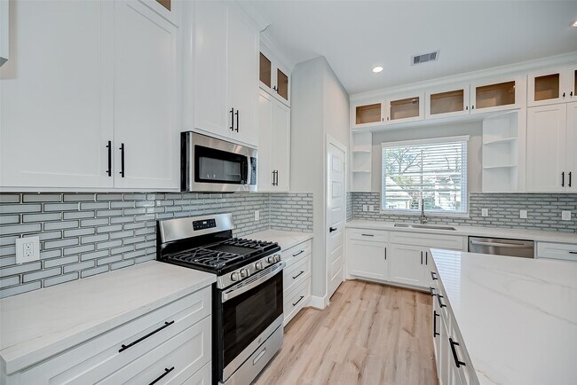 1718 Hardy St in Houston, TX - Building Photo - Building Photo