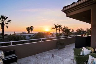 2281 Cambridge Ave in Encinitas, CA - Building Photo