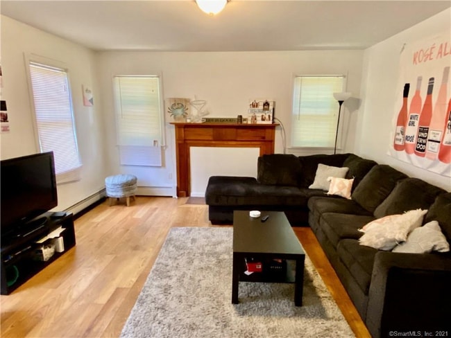 1 US-1 in Hamden, CT - Foto de edificio - Building Photo