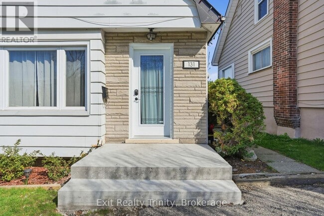 131 E 18th St in Hamilton, ON - Building Photo - Building Photo