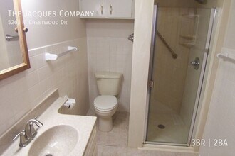 5263 N Crestwood Dr in Springfield, MO - Building Photo - Building Photo