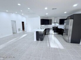 2160 Rothbury Dr in Jacksonville, FL - Building Photo