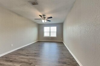 17727 Barton Point Ln in Richmond, TX - Building Photo - Building Photo