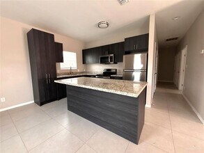 1405 Alta Vista Dr in Progreso Lakes, TX - Building Photo - Building Photo