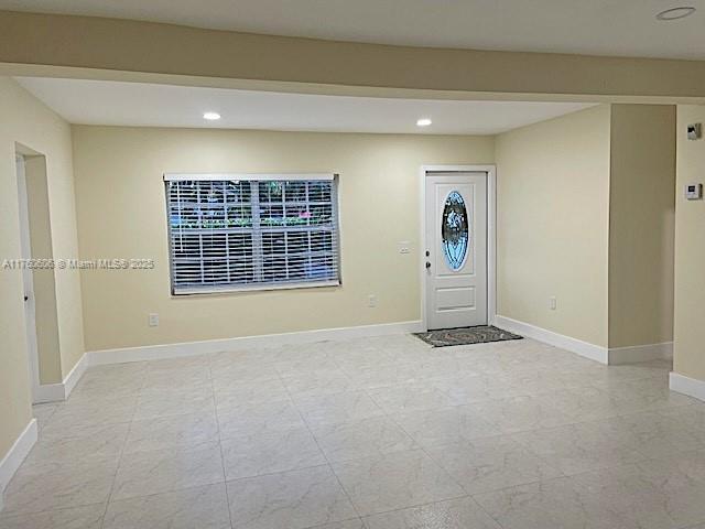 325 NE 108th St in Miami, FL - Building Photo - Building Photo